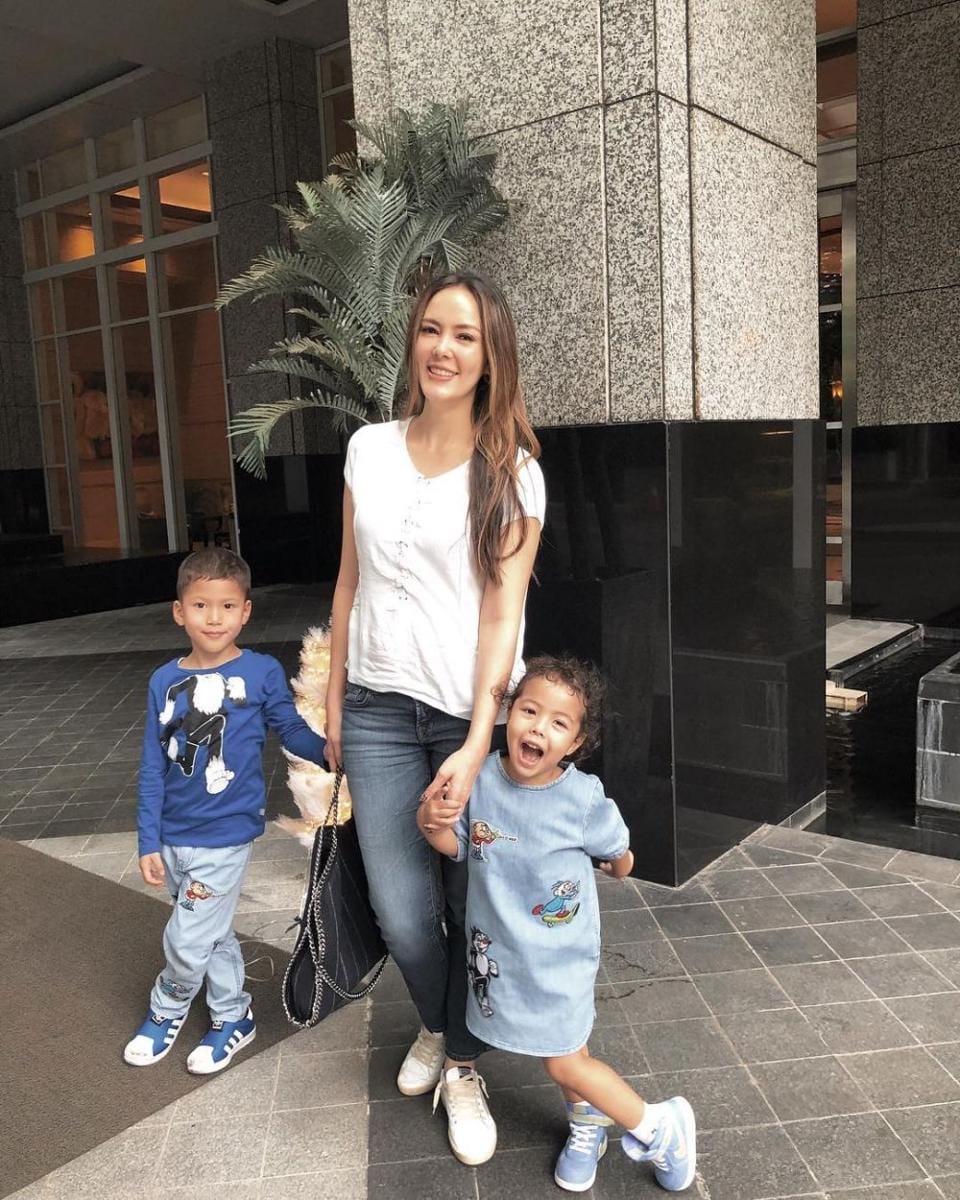 Instagram.com/cathysharon