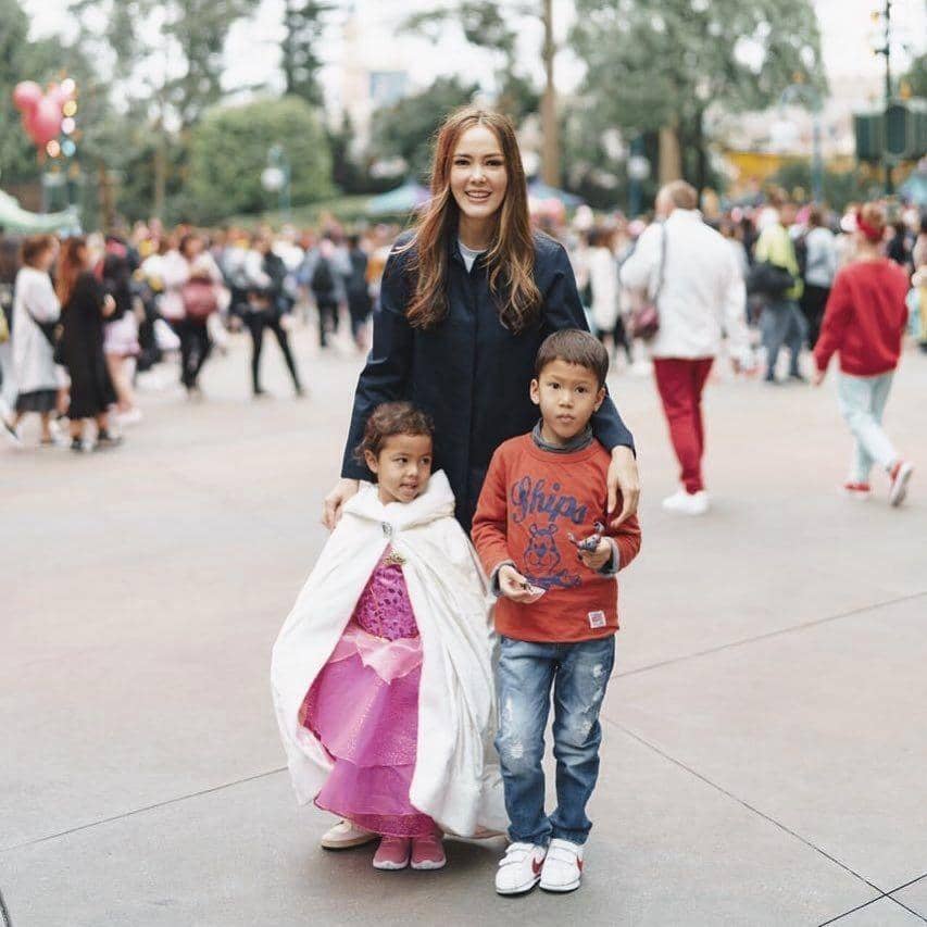 Instagram.com/cathysharon