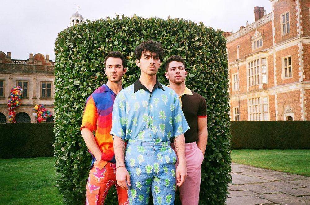 instagram.com/jonasbrothers