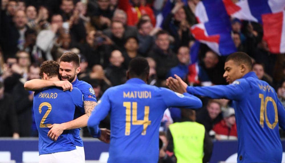 twitter.com/UEFAEURO