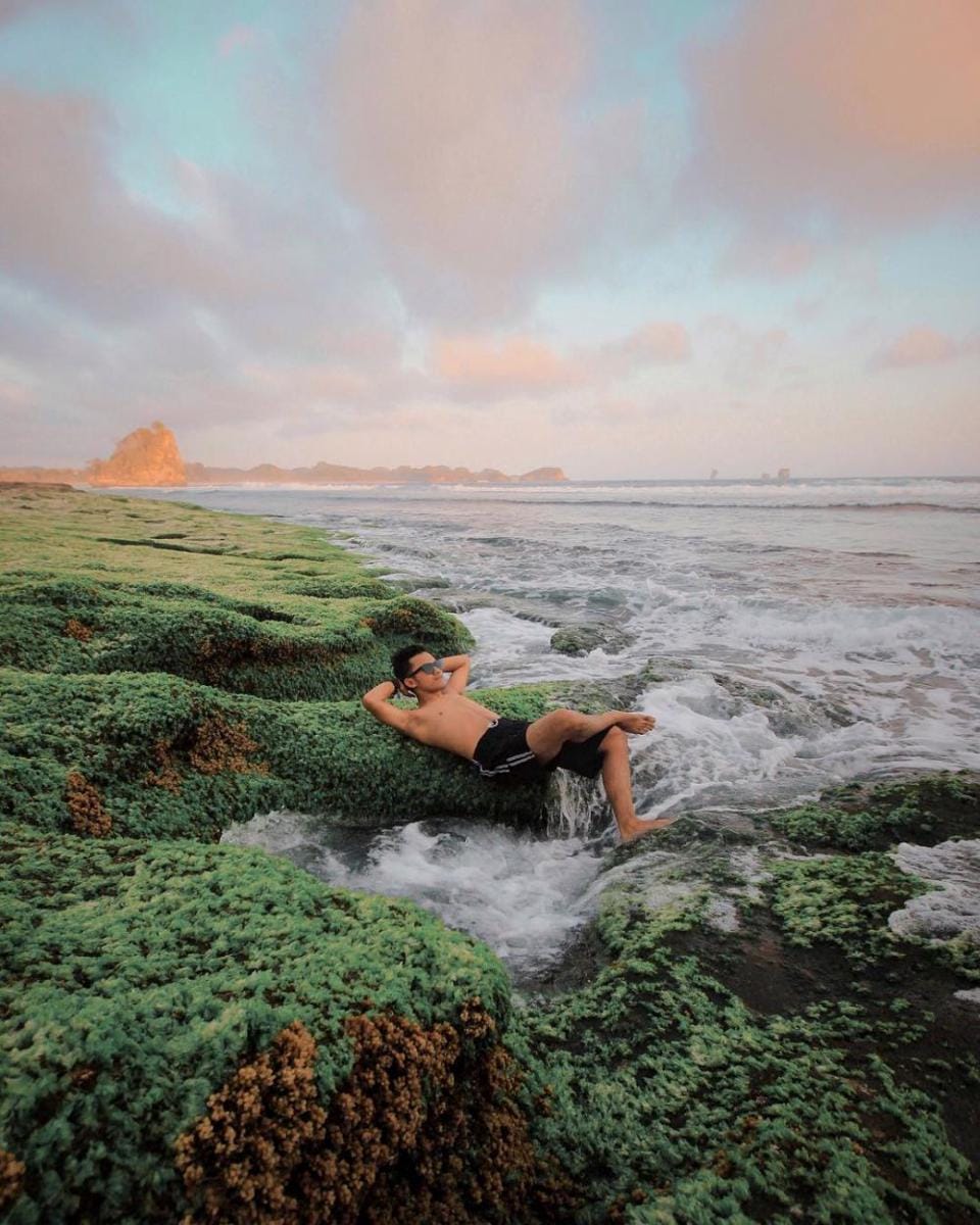 instagram.com/novanirza