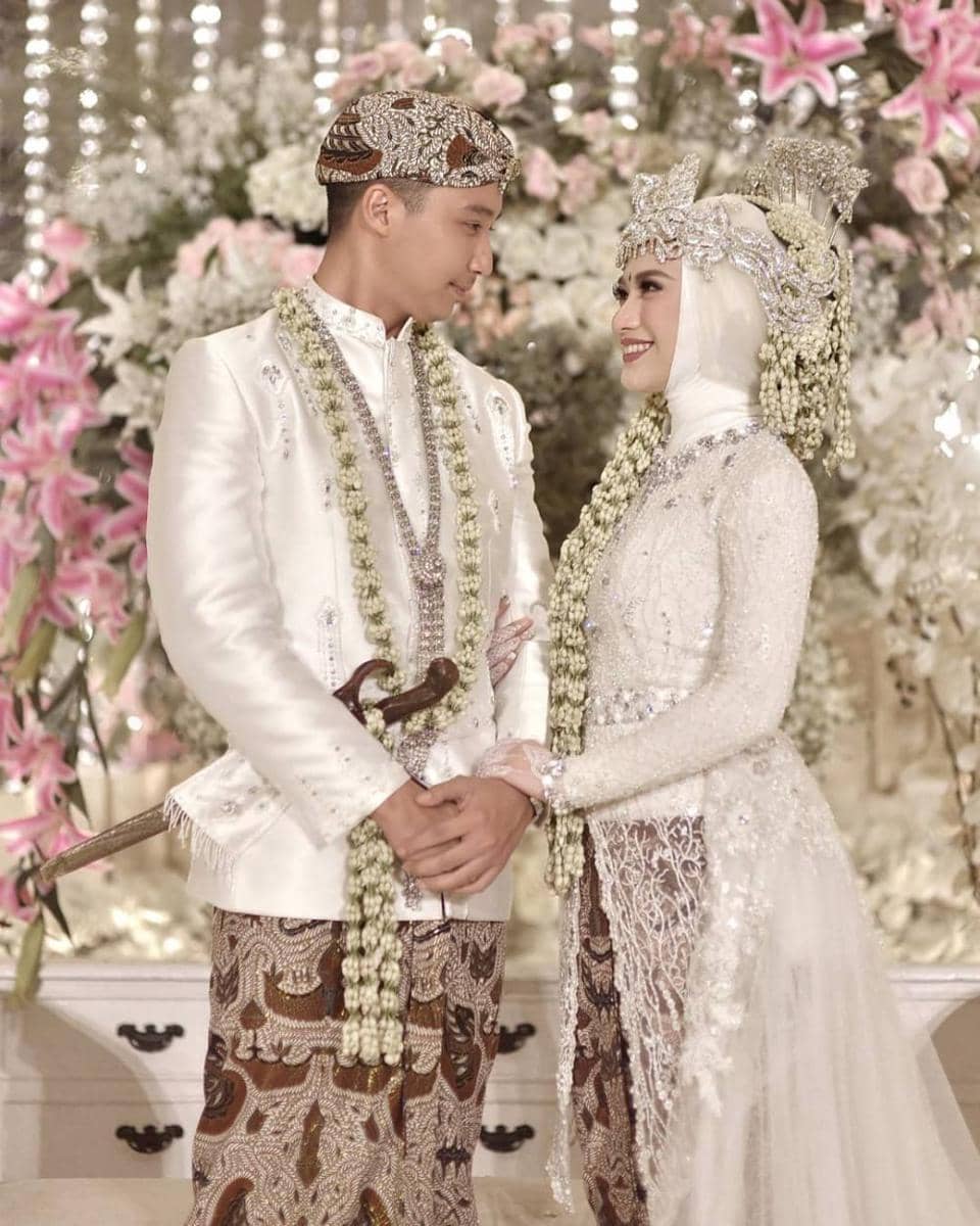 instagram.com/melodylaksani92