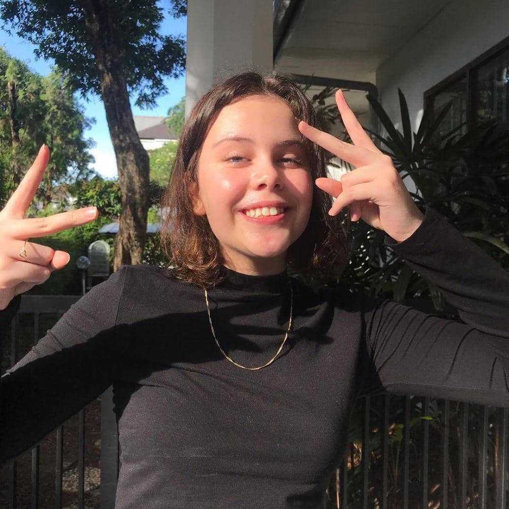 Instagram.com/manuellaazizaa