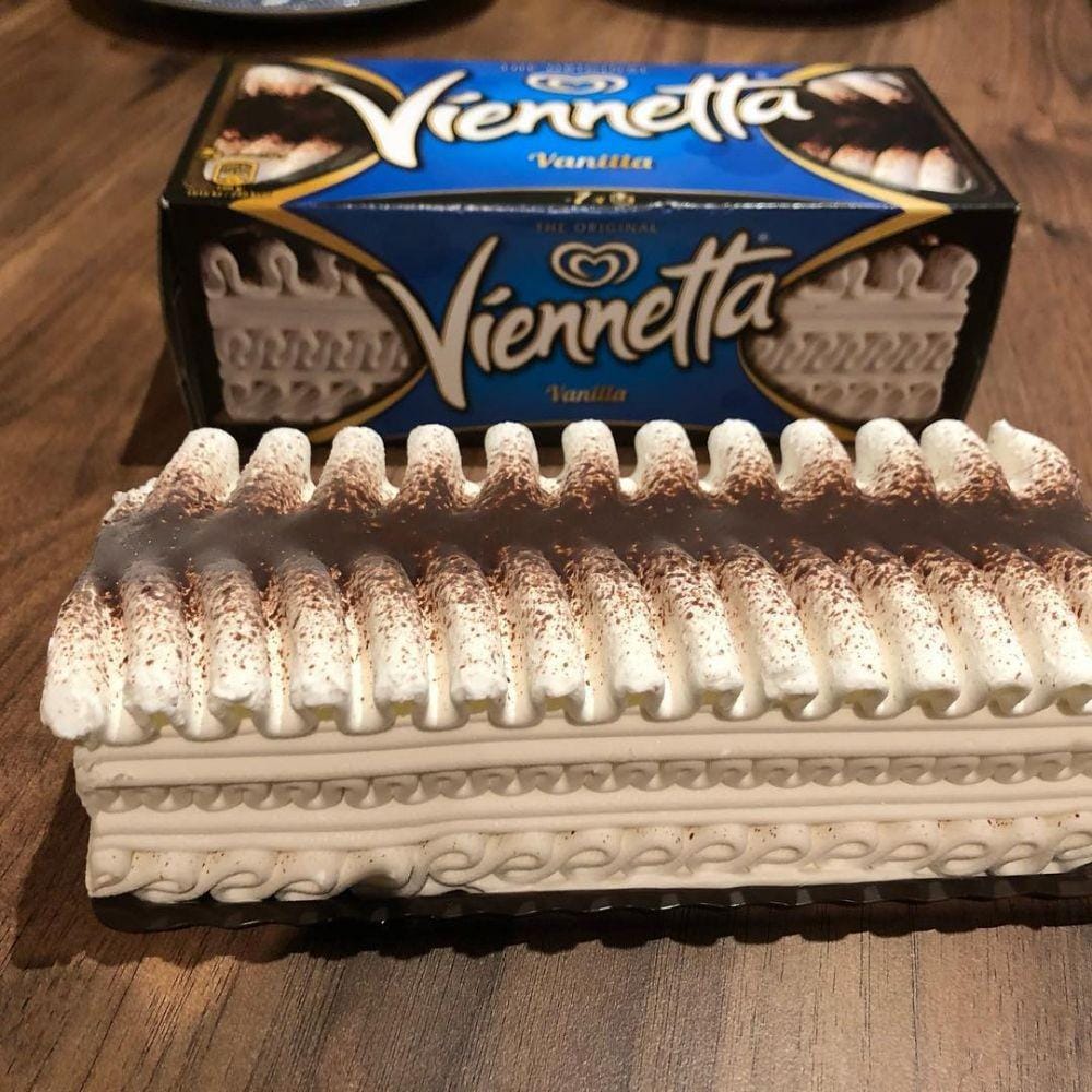 instagram.com/allergic_rebecca/