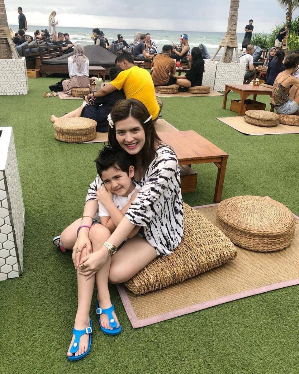 instagram.com/carissa_puteri/