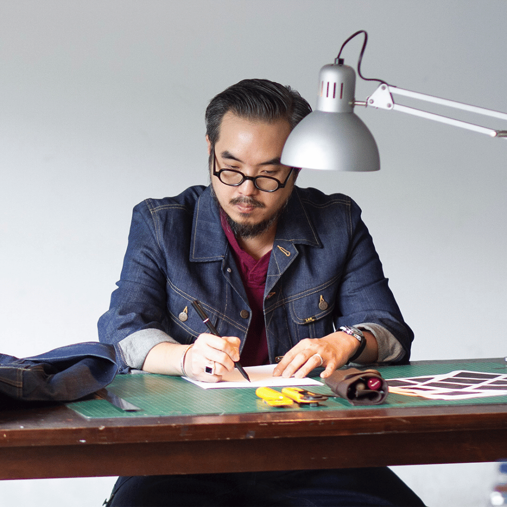 Instagram.com/leonard_theosabrata