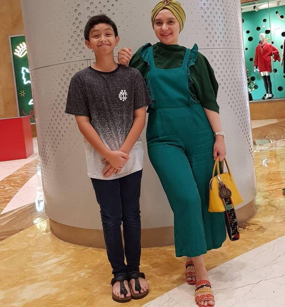 instagram.com/viona__rosalina