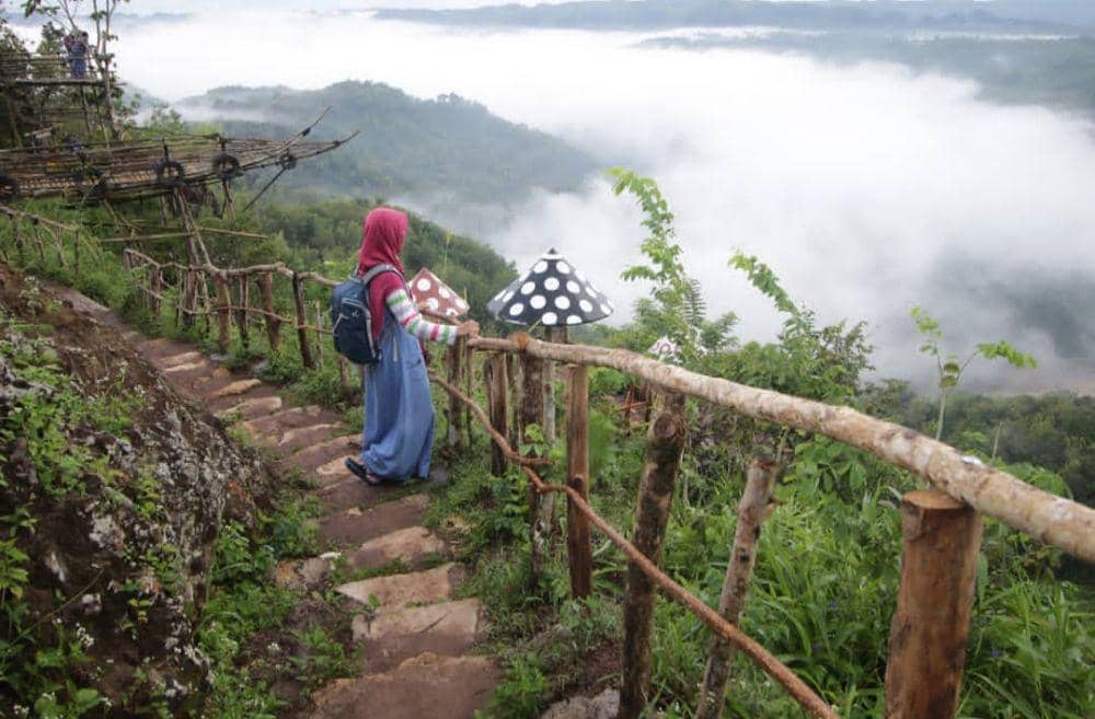 instagram.com/emy_why