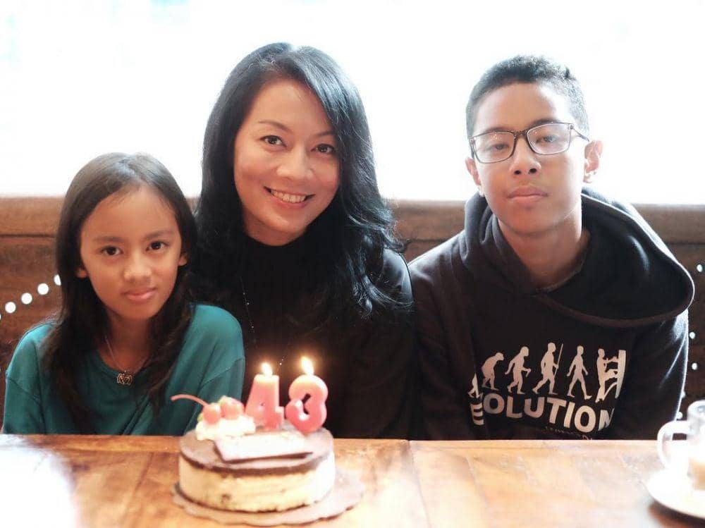 Instagram.com/deelestari