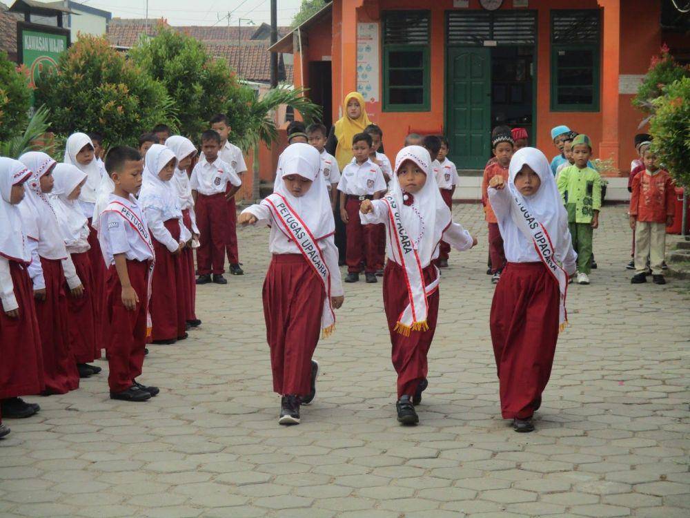Sdjuaracilegon.com