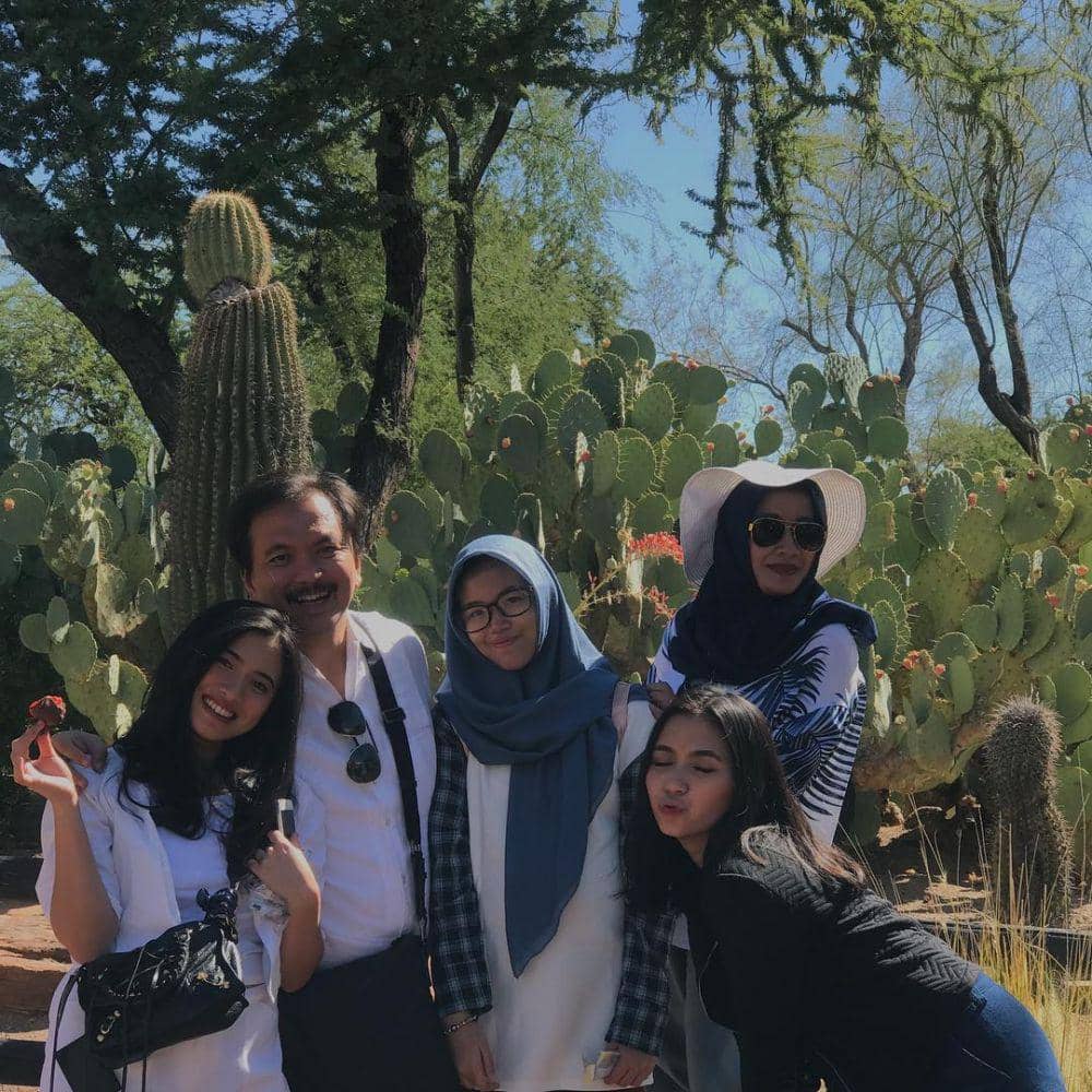 instagram.com/ashzahrantiara