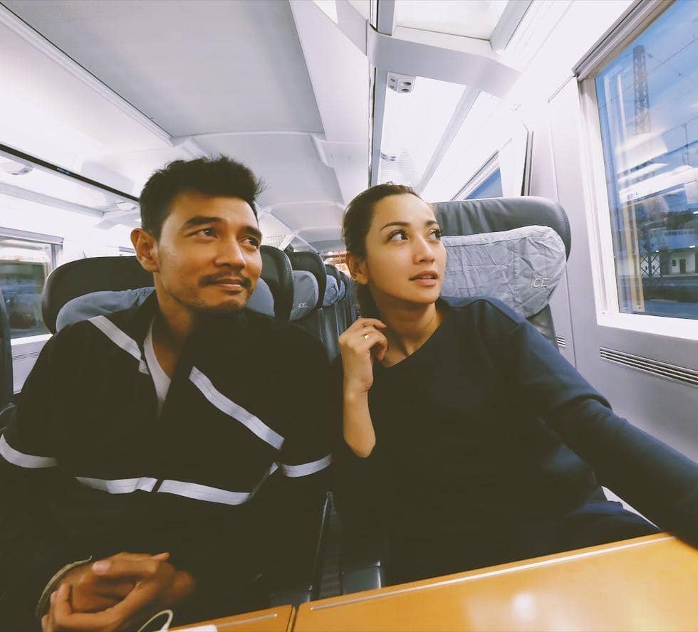 instagram.com/hestipurwadinata