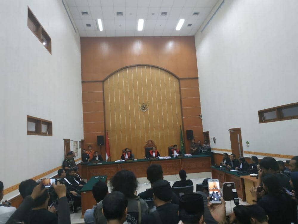 Sidang Vonis Hercules (IDN Times/Axel Jo Harianja)