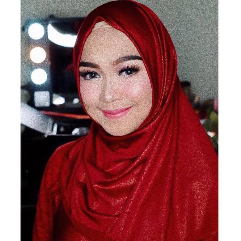 instagram.com/riaricis1795/