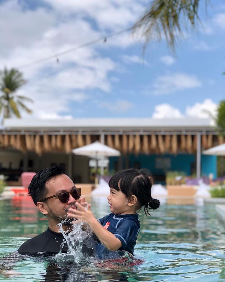 instagram.com/jenniferarnelita