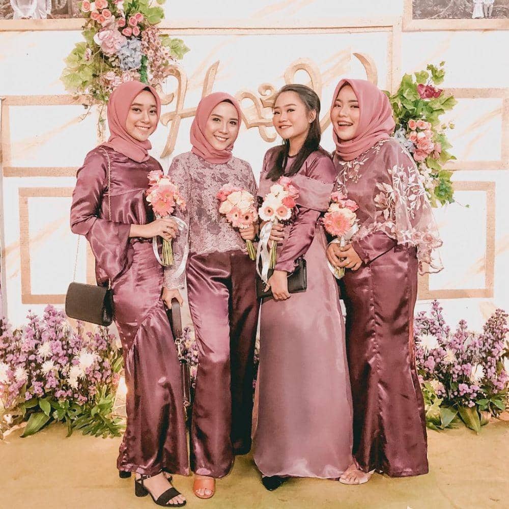 instagram.com/fianadewi