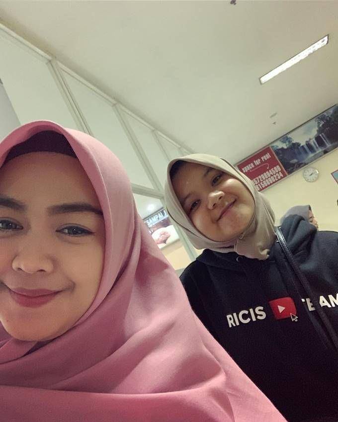 instagram.com/riaricis1795/