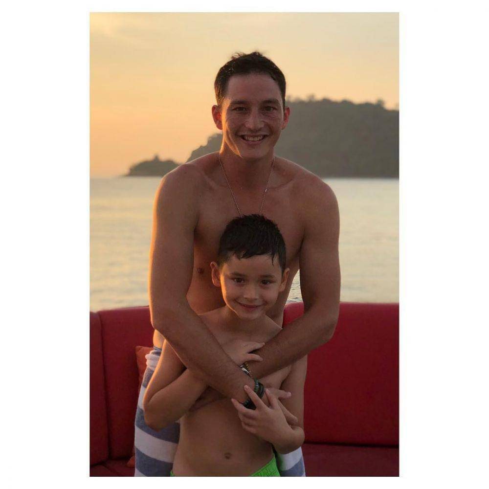 Instagram.com/mike_lewis