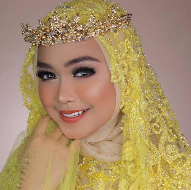 instagram.com/riaricis1795/