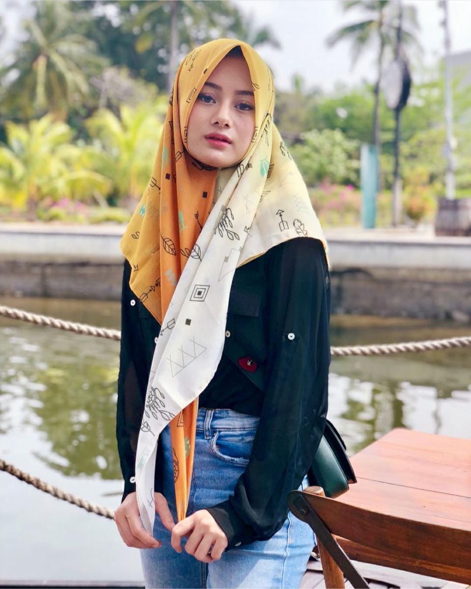 instragam.com/dindahw