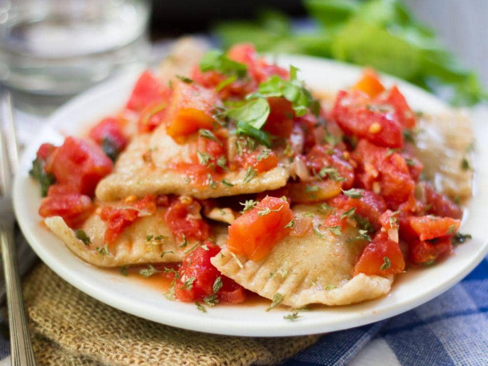 connoisseurusveg.com