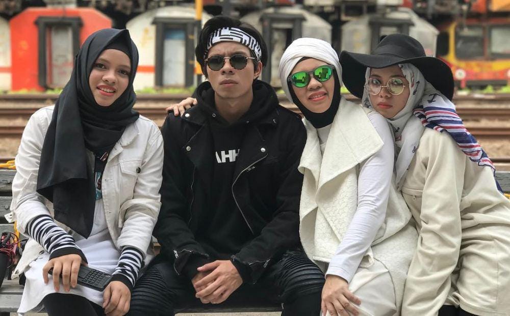 instagram.com/attahalilintar