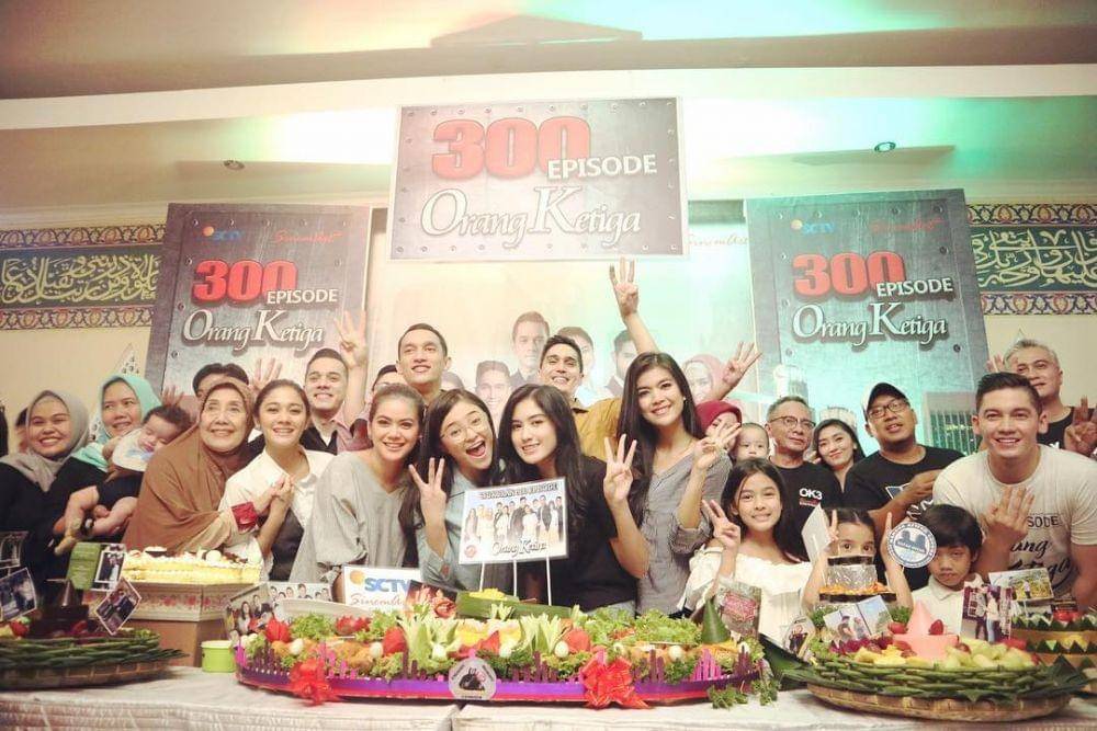 instagram.com/ochi24