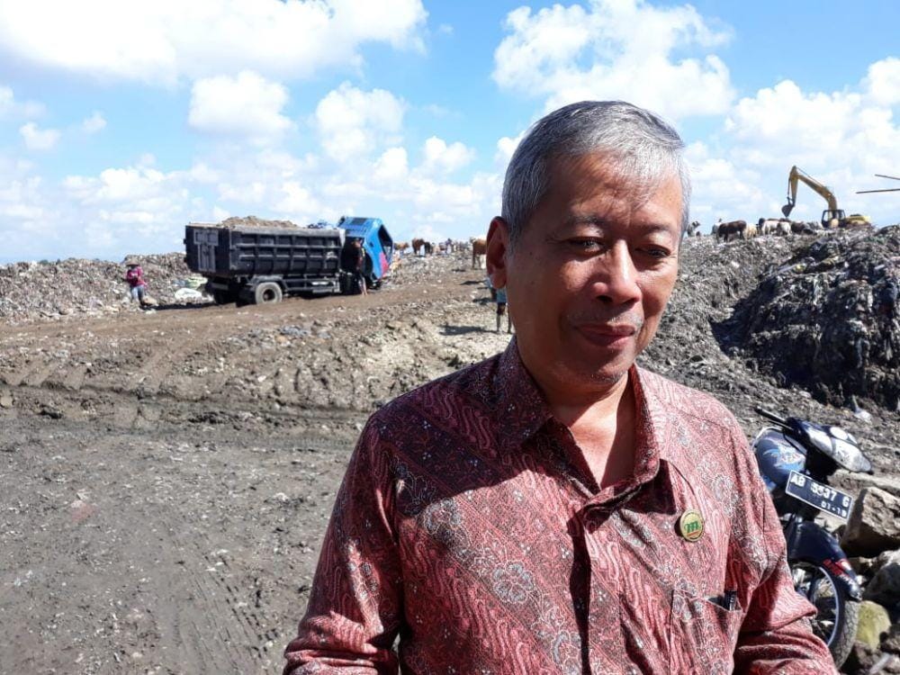 Ketua Payuban Pemulung "Mahardiko" TPST Piyungan, Maryono. IDN Times/Daruwaskita