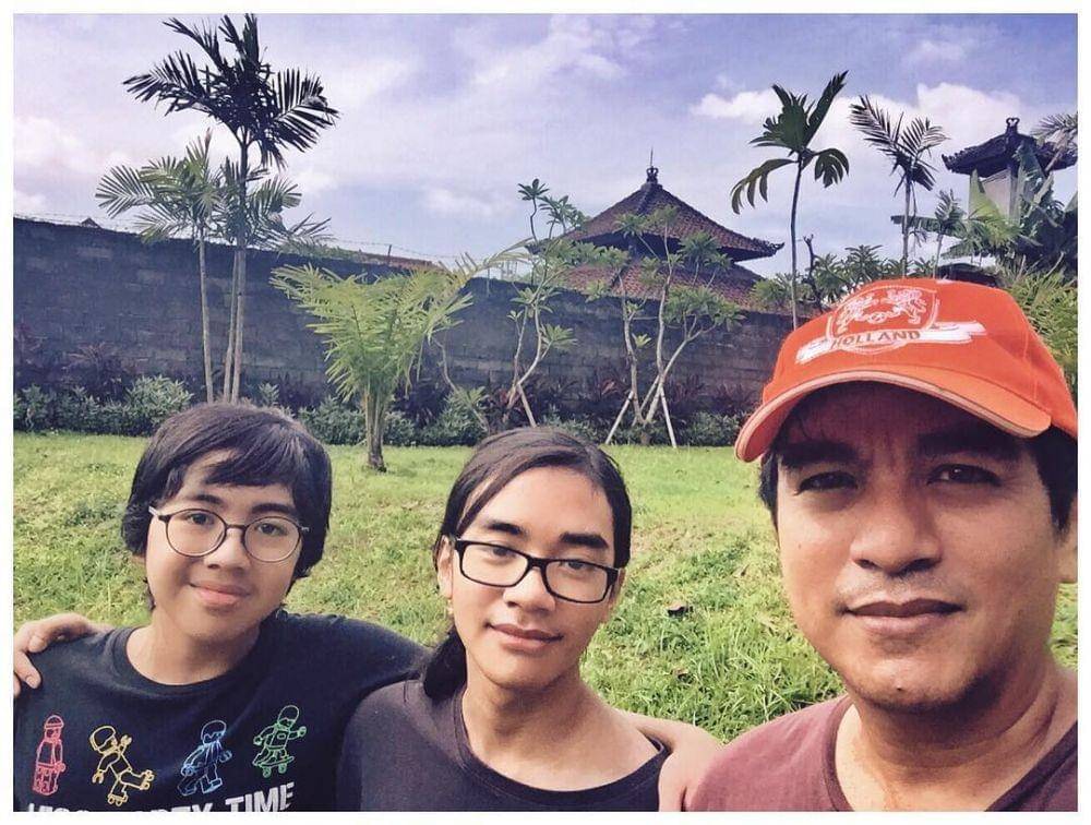 instagram.com/indralesmana