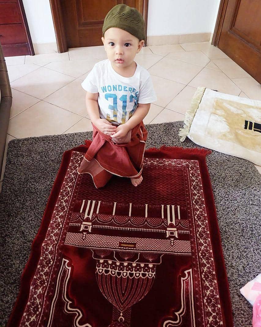 Instagram.com/fardhankhan