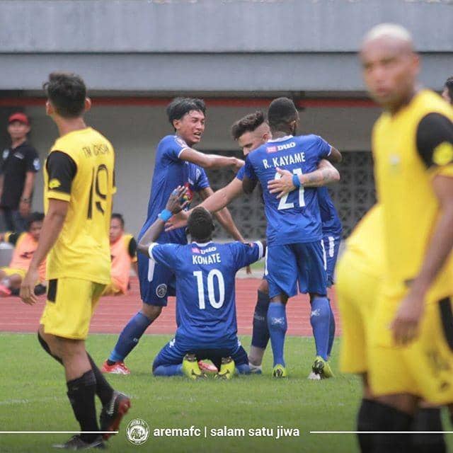 Instagram/aremafcofficial