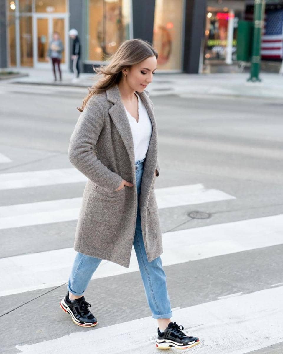 Instagram.com/hailiescott1