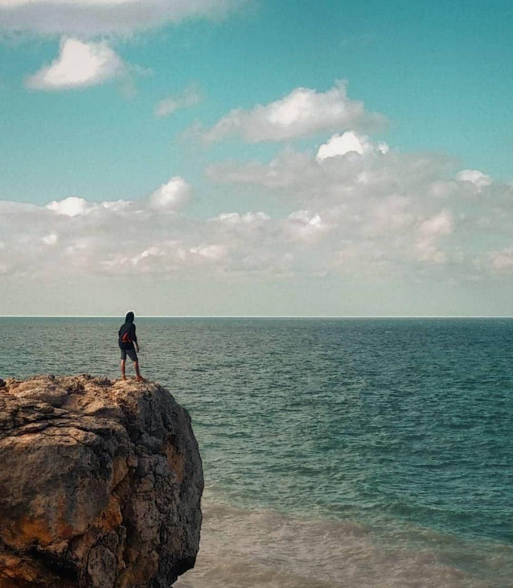 instagram.com/anaktimor_hitz