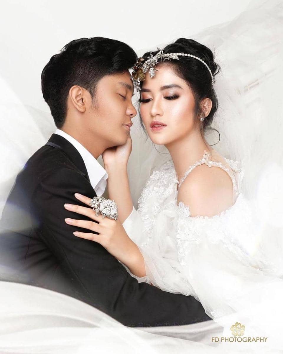 instagram.com/ochi24