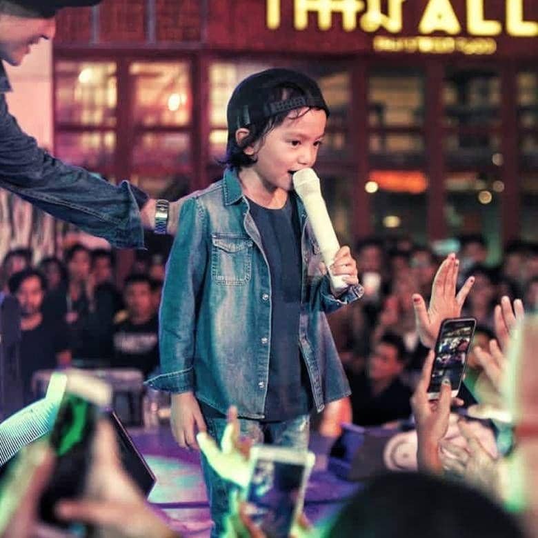 Instagram.com/duniamanji/