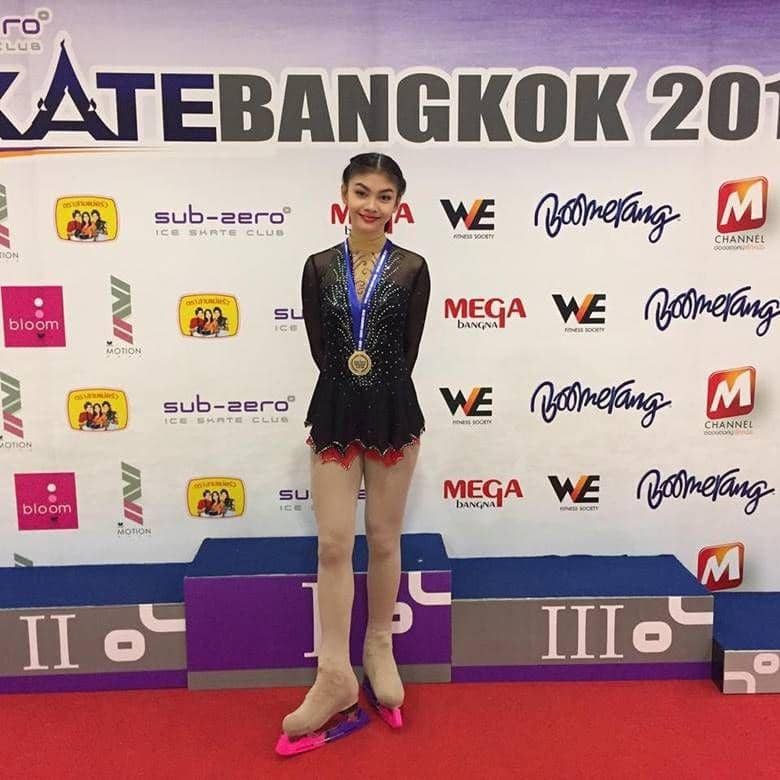 instagram.com/anjasmara/