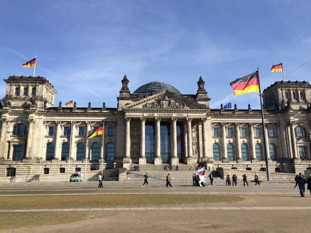 instagram.com/hetaljpandit