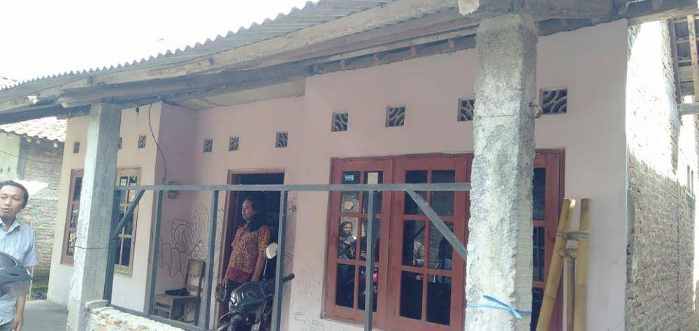 Rumah kontrakan yang dihuni Slamet - IDN Times/Daruwaskita