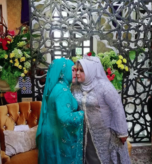 instagram.com/elvy_sukaesih