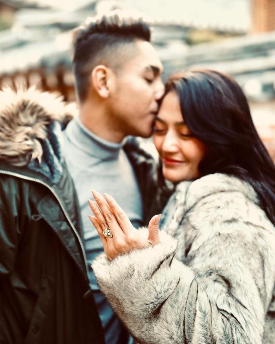 instagram.com/sitibadriahh