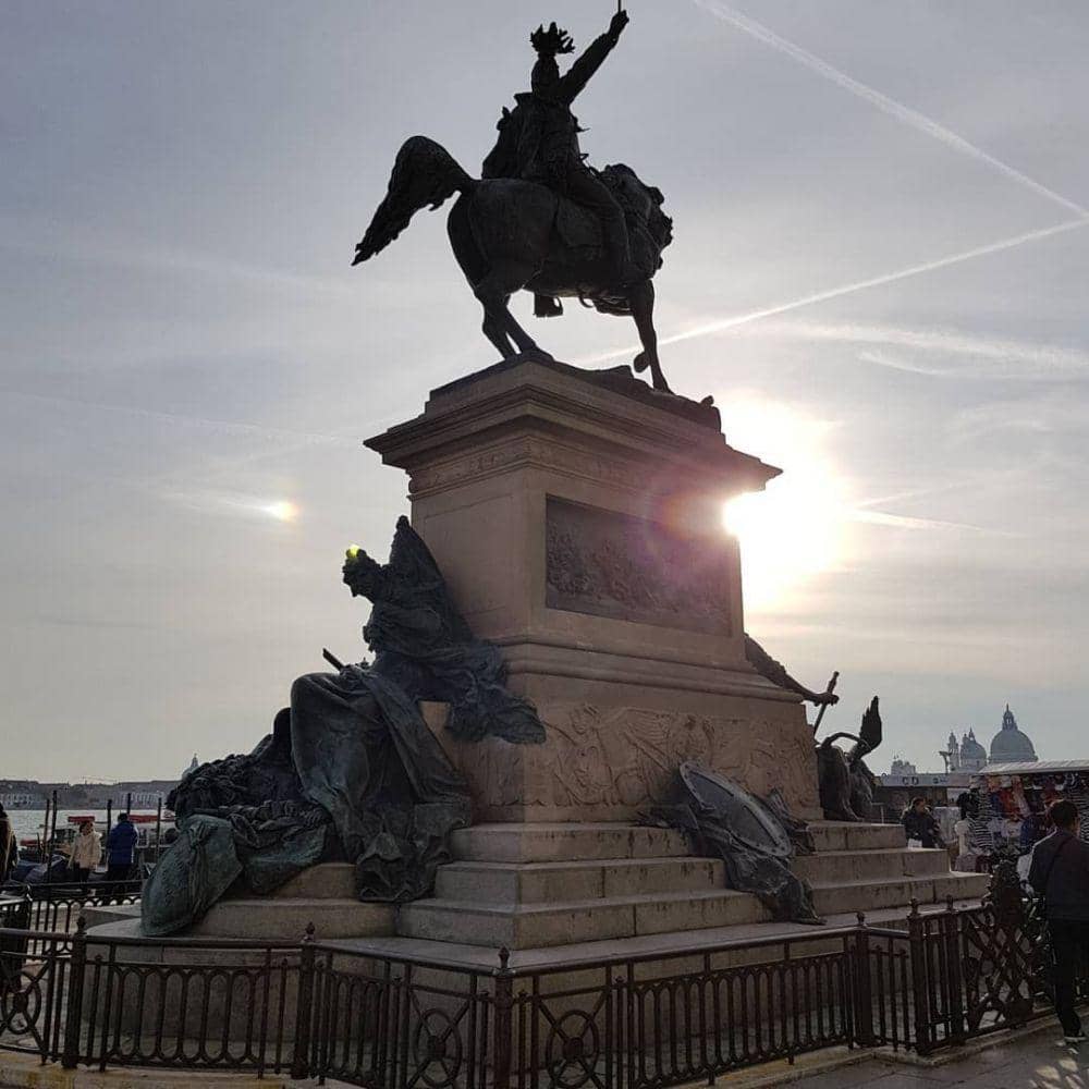 instagram.com/seri.yun