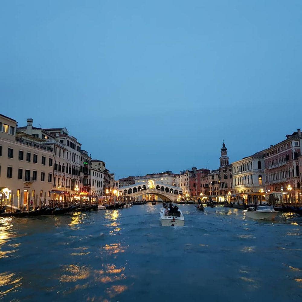 instagram.com/seri.yun/