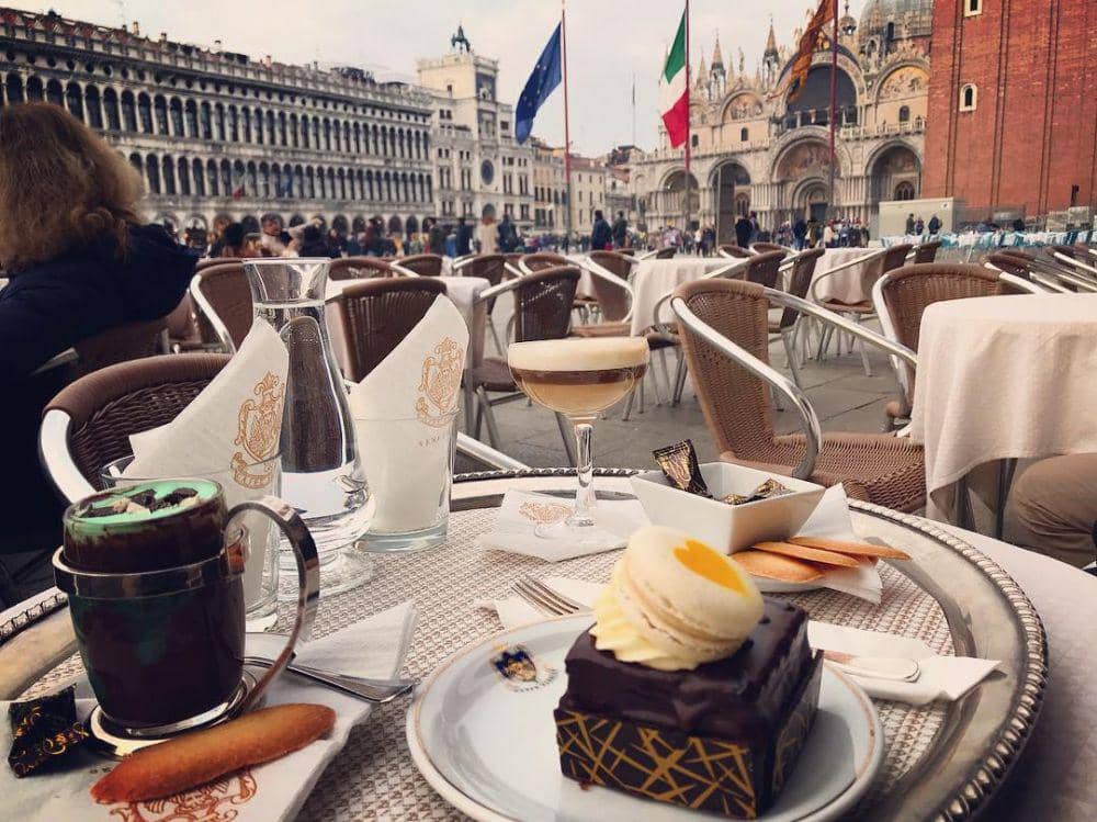 instagram.com/ozzzzzyb/