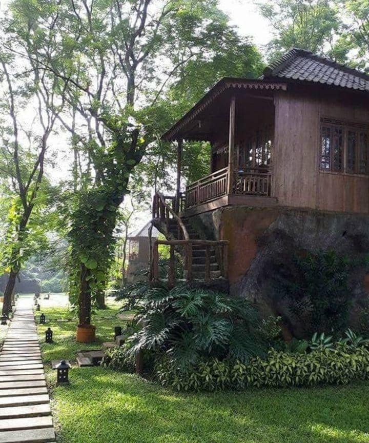 instagram.com/anindayuliasari