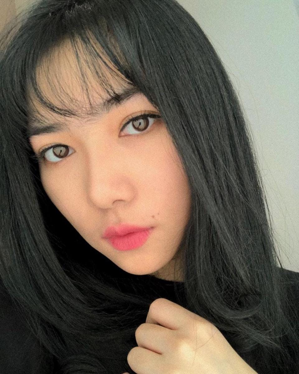 instagram.com/isyanasarasvati