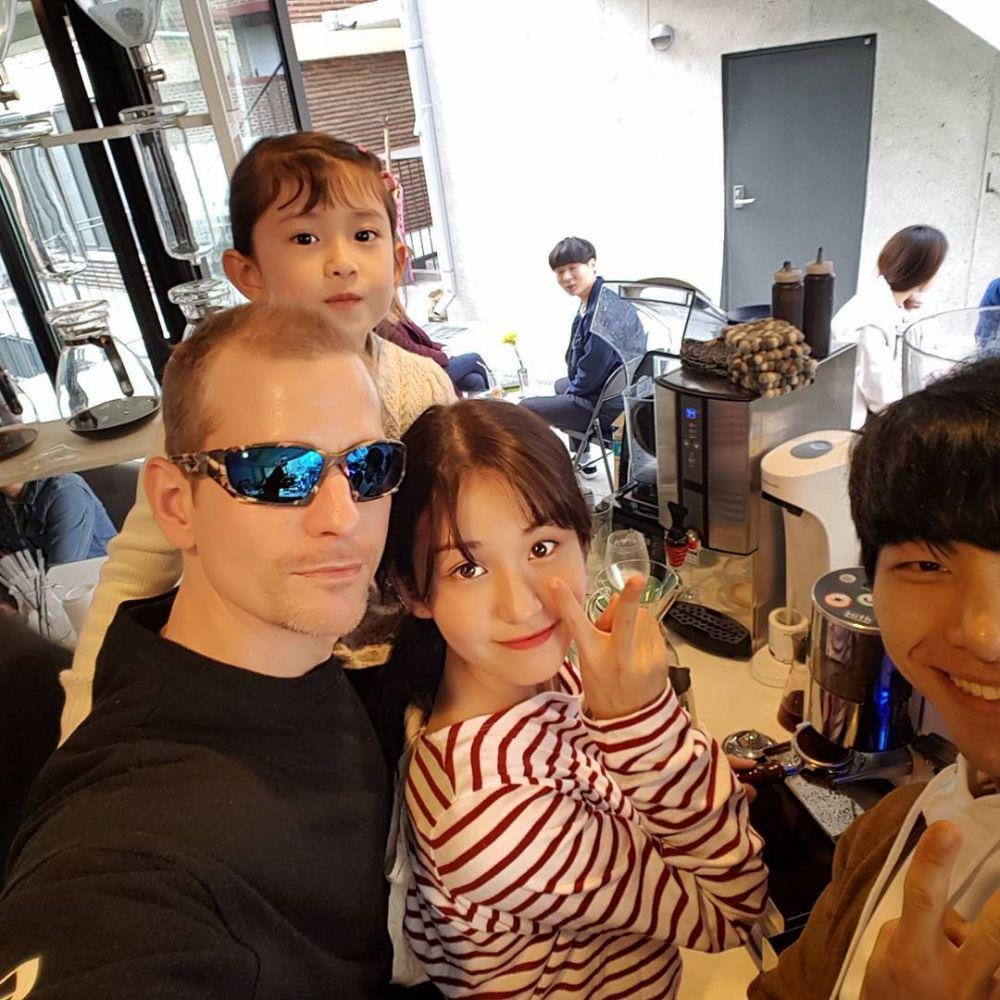 Instagram.com/evelyndouma