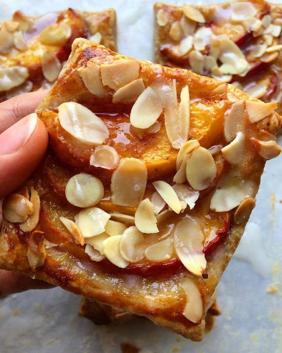 instagram.com/sides_n_treats