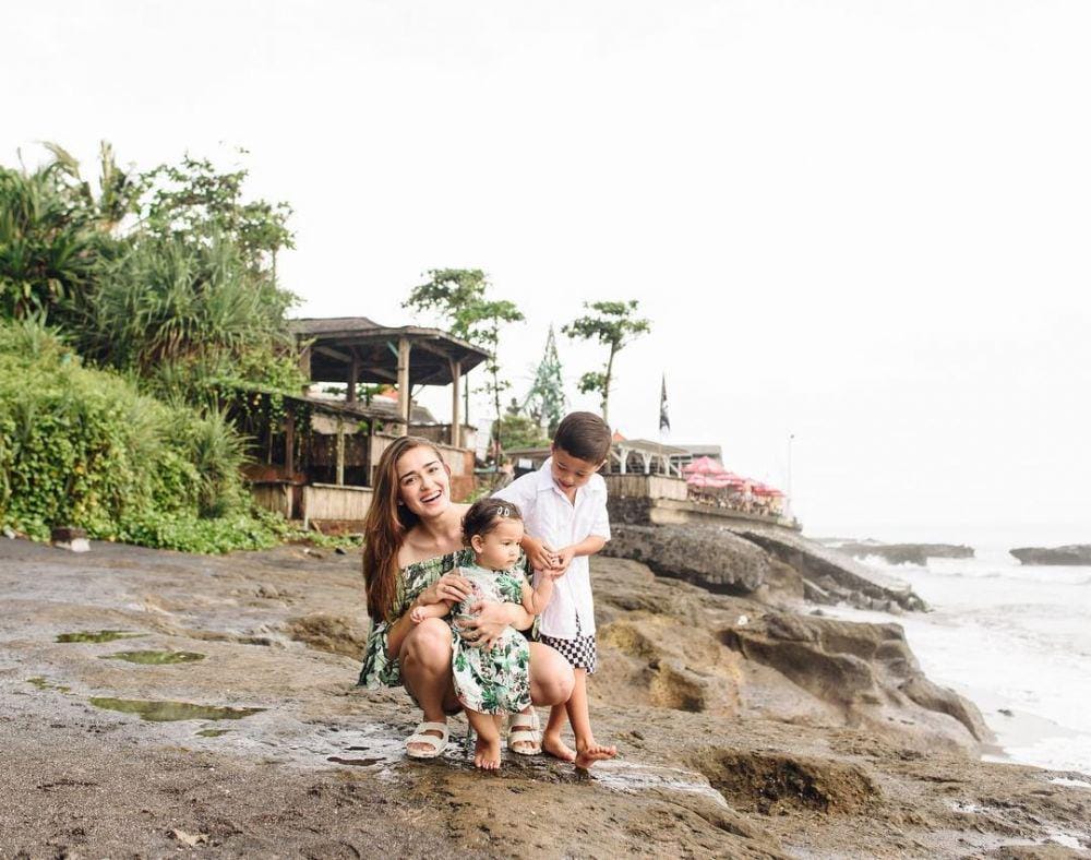 instagram.com/yaswildblood