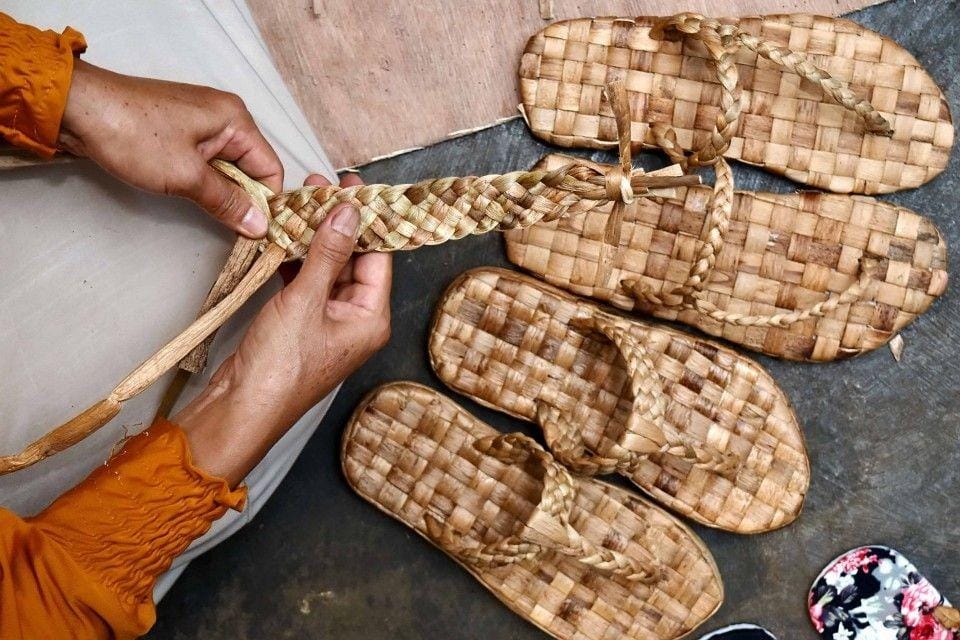 Kerajinan Eceng Gondok | ANTARA FOTO