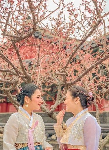 Instagram.com/dindakirana.s